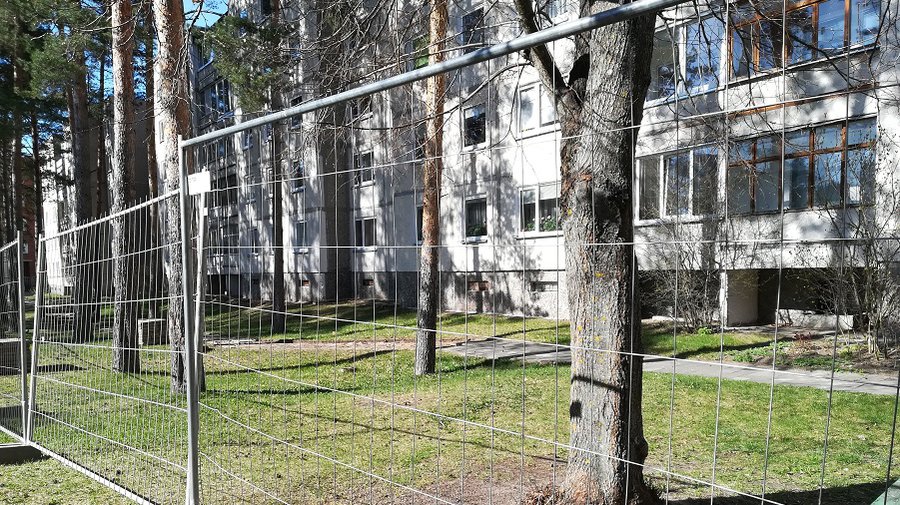 Горячая линия. Что реновируют – трубы или двор? - В Висагинасе