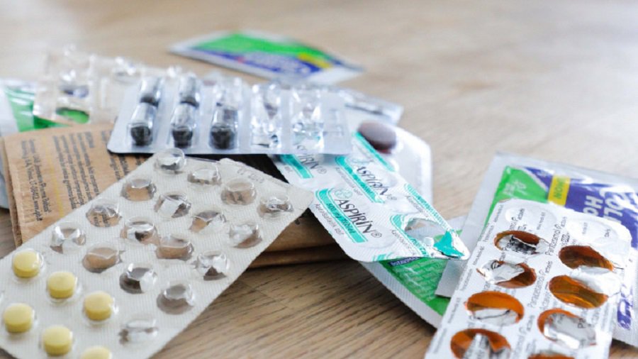 Пациент, доставленный в Сантаришкскую клинику из Вильнюсского аэропорта, выписан домой: у него диагностирован сезонный грипп - Литва и страны Балтии