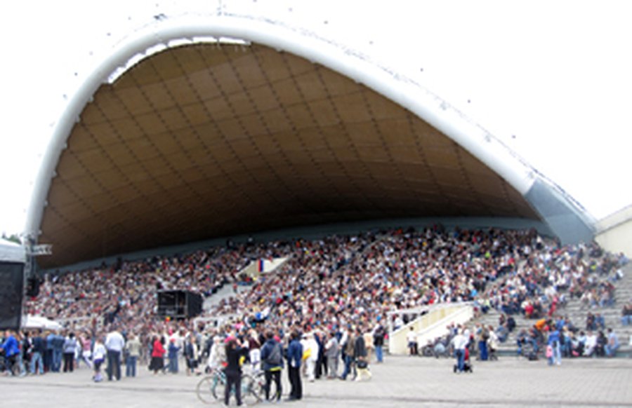 Висагинцы  приняли участие в праздновании Дня России в парке «Вингис» - В Висагинасе