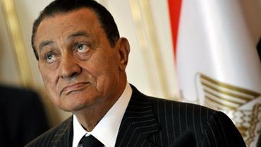 Мубарака просят уйти ради «предотвращения кровавой бойни»                                