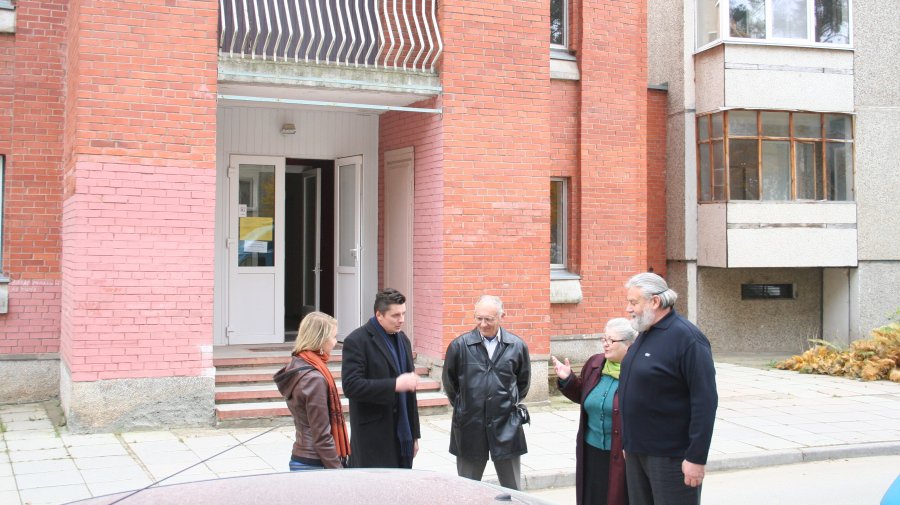 В христианскую клинику уже начали завозить оборудование - В Висагинасе