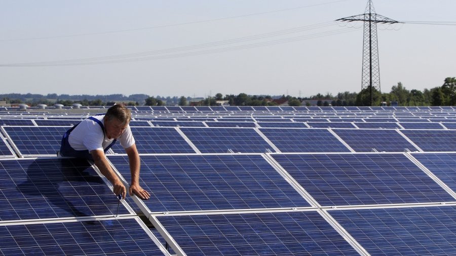 Valstybei – milijoninės sąskaitos už nepagamintą elektrą
  - Energetika