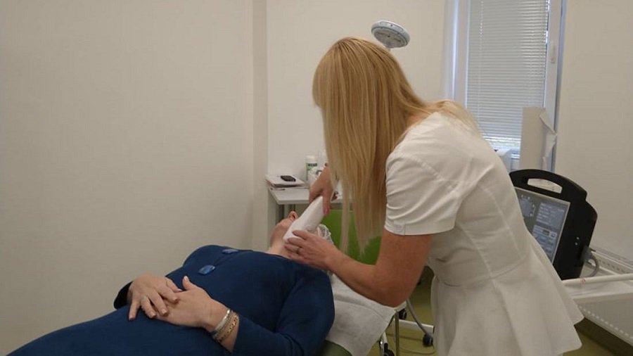 Подарочный чек на визит к косметологу - отличный подарок на Рождество! - Реклама