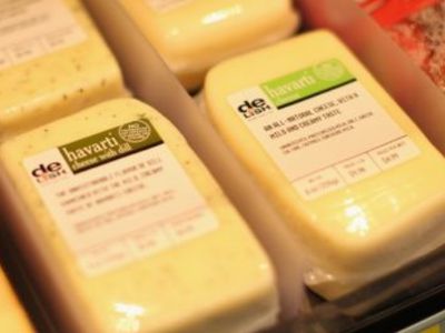 Люди выбрасывают продукты, ошибочно понимая значение срока годности - В Мире