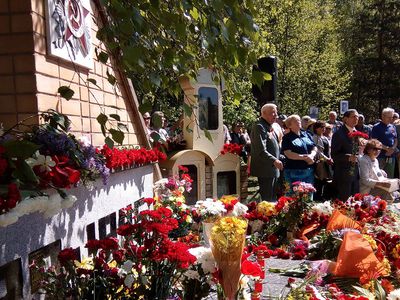 День Победы: в Висагинасе, на мемориалах в Турмантасе, Смалвосе, Римше и Дукштасе (видео) - В Висагинасе