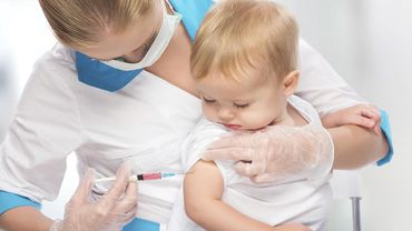 СДПЛ зарегистрировала в Сейме предложение в обязательном порядке вакцинировать детей