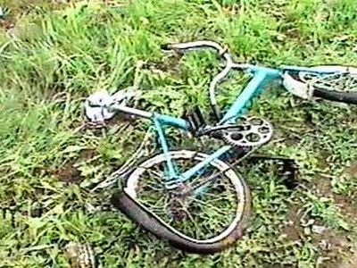 В садовом обществе сбита велосипедистка                                                                 - Происшествия и криминал