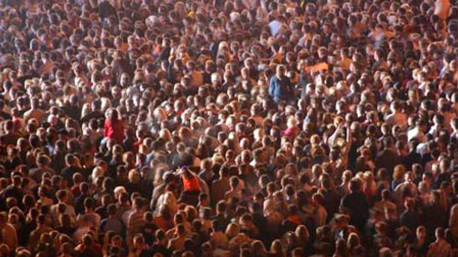 Первомайская демонстрация в центре Киева - В Мире