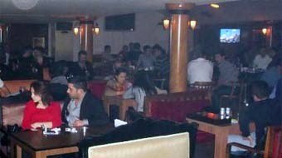 Владельца турецкого бара убили из-за запрета на курение  - Происшествия и криминал