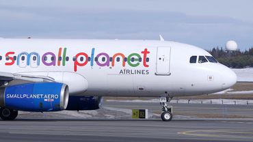 "Small Planet Airlines": рейс Вильнюс-Бургас будет отложен на 8 часов