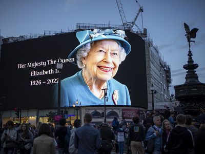 Президент выразил соболезнование в связи со смертью королевы Елизаветы II - В Мире