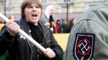 Литовские спецслужбы признали связь литовских радикалов с экстремистами Европы

