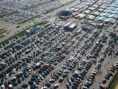 Осадное положение на авторынках и на таможнях
 

 - Хобби, отдых и развлечения