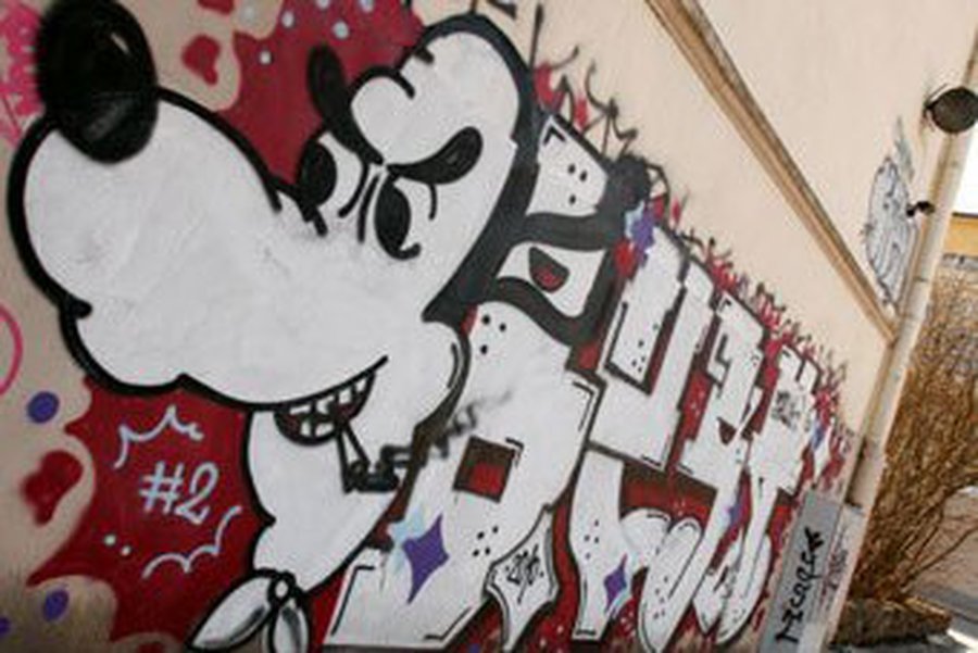 В Вильнюсе домовладельцев будут штрафовать за изрисованные фасады                                 - Литва и страны Балтии