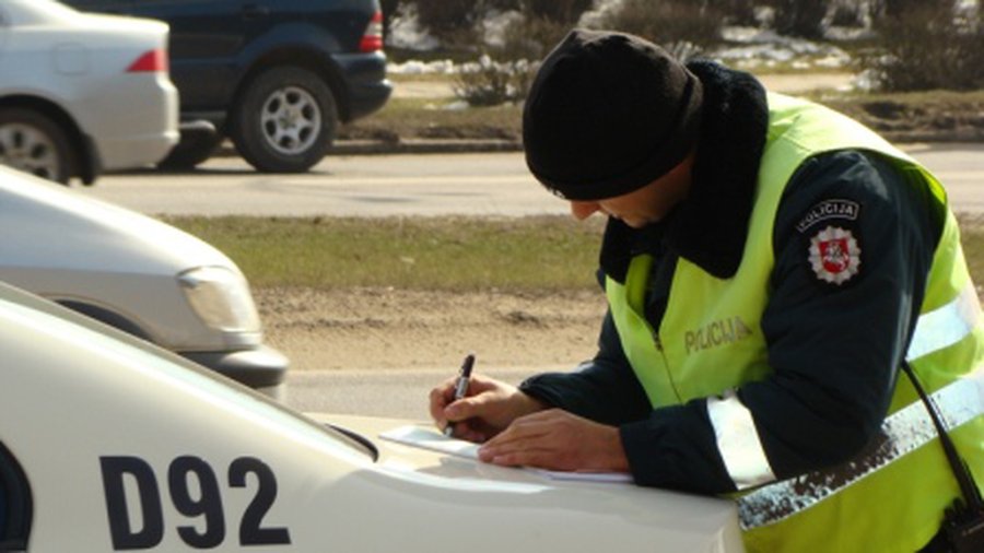 Savaitgalį išaiškinti 122 neblaivūs vairuotojai - Įvykiai ir kriminalas