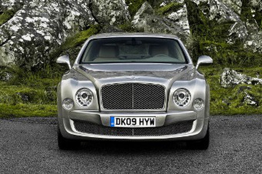 Самый дорогой Bentley распродали в России на два года вперед - Хобби, отдых и развлечения