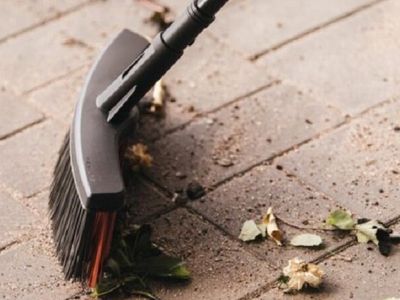 Начата уборка дорог после реновации - В Висагинасе