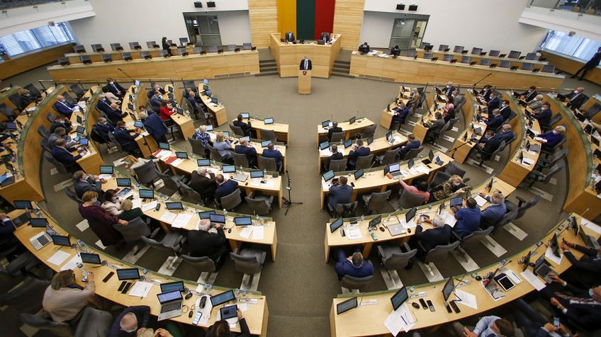 Seimas galutinai pritarė 2008–2009 metų krizės tyrimo išvadoms