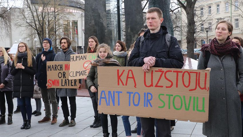 Daugiau kaip 100 šalių, įskaitant Lietuvą, vyksta moksleivių protestai prieš klimato kaitą