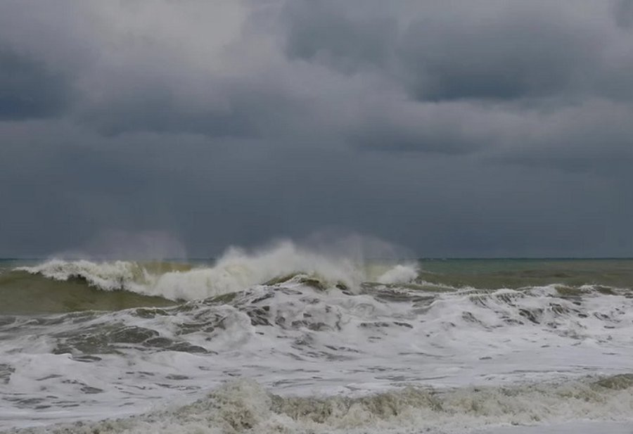 В Эстонии из-за шторма без света остаются почти 3 тыс. домов - Литва и страны Балтии