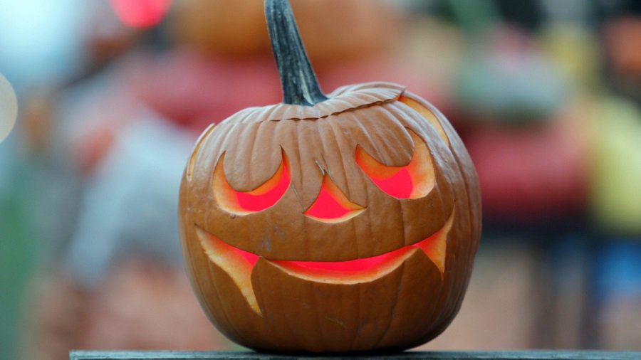 Из-за Хэллоуина поднялась буря: Совет этнической культуры призывает отказаться от мероприятий - Литва и страны Балтии