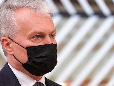 Г. Науседа выразил соболезнование президенту США и близким жертв терактов в Афганистане - В Мире