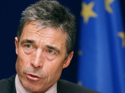 Генсек НАТО предостерегает Москву от пустых трат на вооружение - В Мире