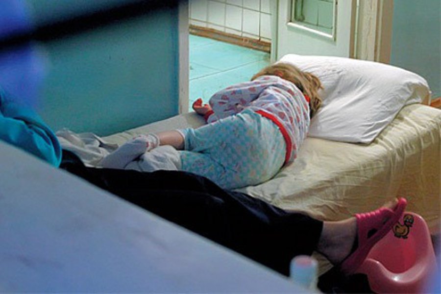 В прошлом году 450 детей в Литве отравились лекарствами, 336 — алкоголем