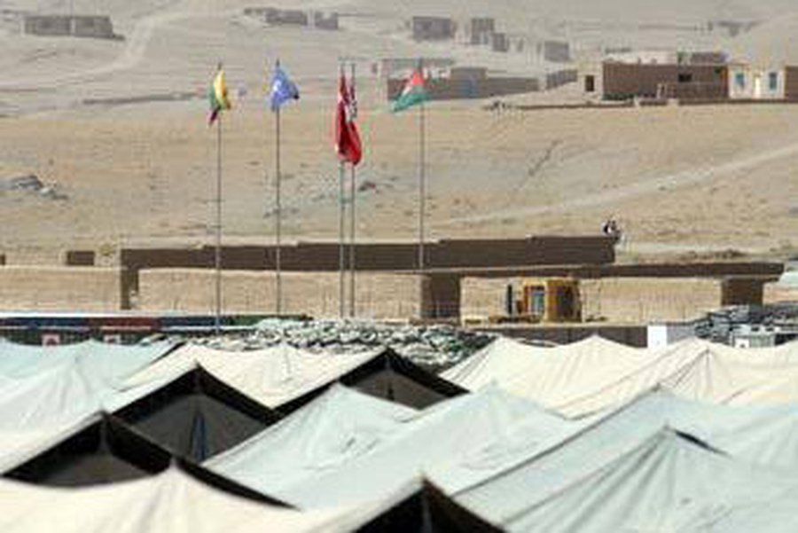 Литовского офицера выслали из Афганистана за кражу - Происшествия и криминал