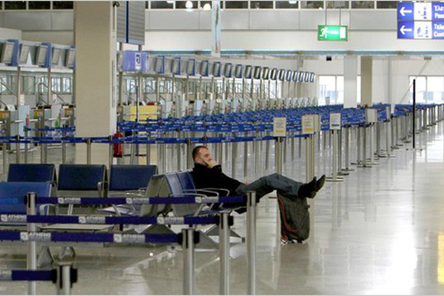 Жизнь в Греции парализована на сутки                                 - В Мире