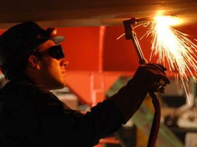 Работа есть, но работать некому - Литва и страны Балтии