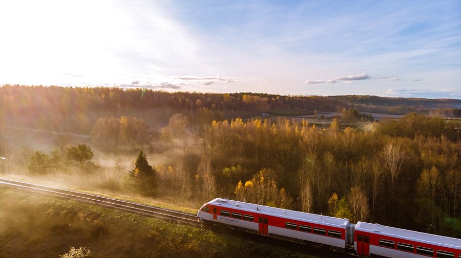 „Lietuvos geležinkeliai“ padės lietuviams per Lenkiją grįžti namo - Lietuva ir Baltijos šalys