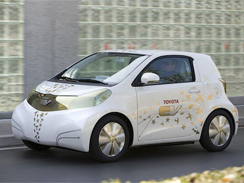 Компания Toyota построила электромобиль на базе микролитражки iQ