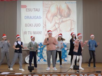 Завершился проект развития толерантности, в котором приняли участие около 800 висагинских детей (видео) - В Висагинасе