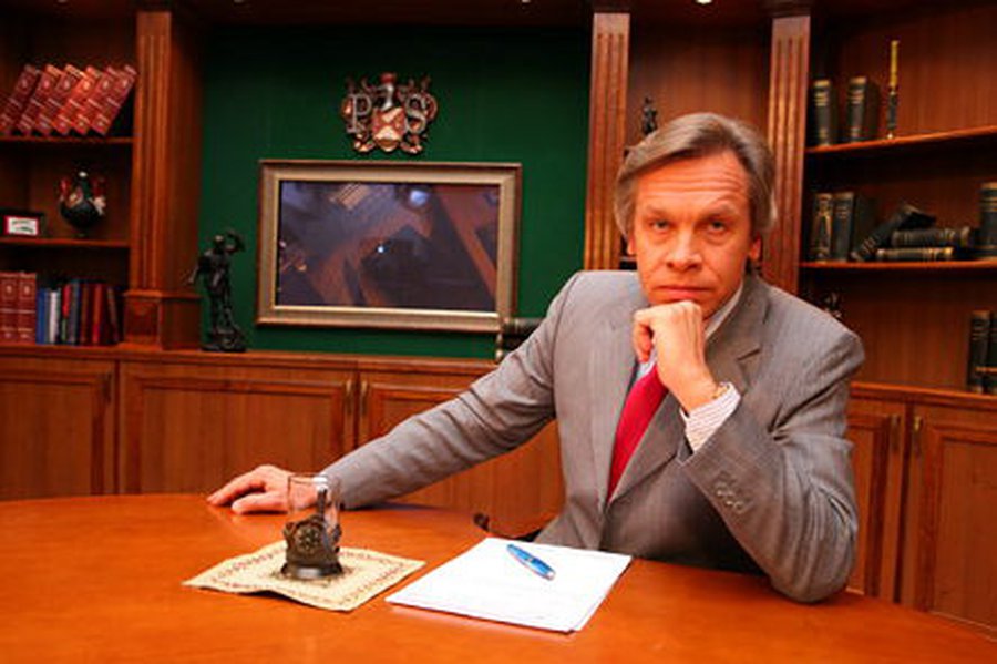 «Не удивлюсь, если большая часть команды Обамы ведет двойную игру» - В Мире