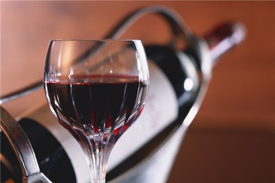 Ученые раскрыли секрет «пьяной» красоты - Наука и здоровье