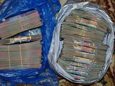 Рейд в цыганском таборе: обнаружено 200 тыс. литов, героин на сумму 300 тыс. литов и граната - Происшествия и криминал