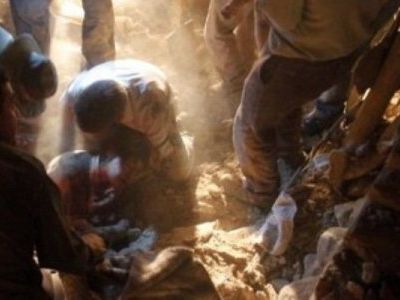 Число погибших от землетрясения в Иране превысило 250
 - В Мире