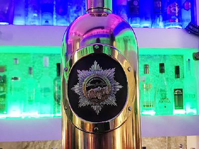 В Дании украли самую дорогую бутылку водки в мире - Происшествия и криминал