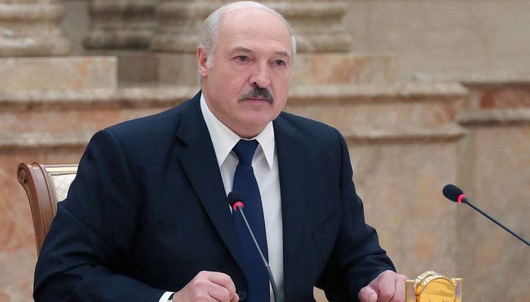 СМИ: Лукашенко заявил, что Белоруссия участвует в СВО, но своих военных не посылает