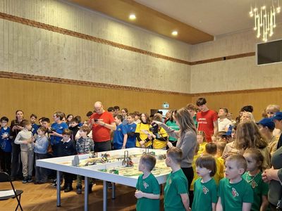 Ежегодная региональная роботиада в этом году стала международной - В Висагинасе