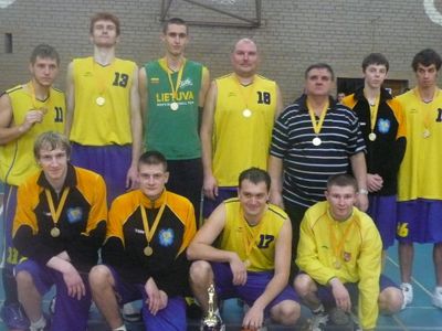 Завершилось открытое первенство Висагинаса по баскетболу                 - В Висагинасе