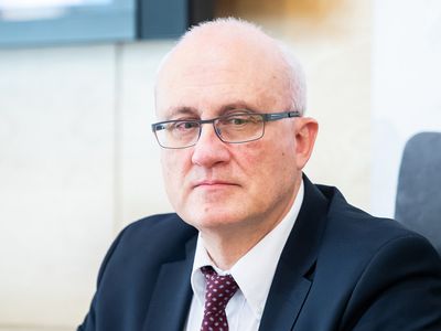 С. Якелюнас: во время кризиса были реальные возможности занимать дешевле - Литва и страны Балтии