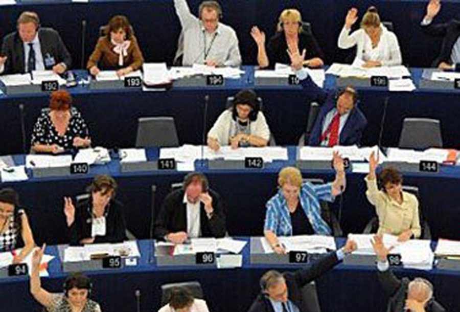 Еврочиновники в суде отстаивают право на хорошую жизнь - В Мире