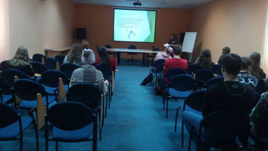 В Информационном центре туризма и предпринимательства прошел открытый урок для старшеклассников - В Висагинасе