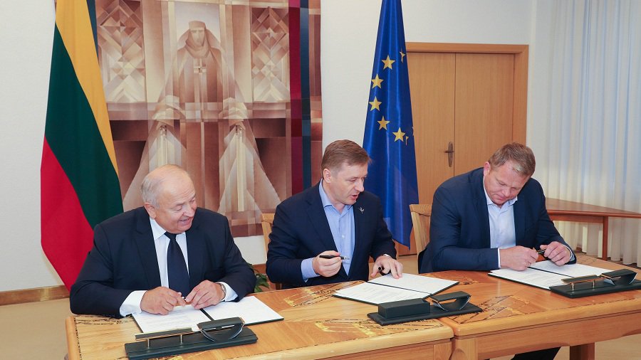 Сотрудничество своими подписями подтвердили лидеры 3 парламентских фракций - Литва и страны Балтии