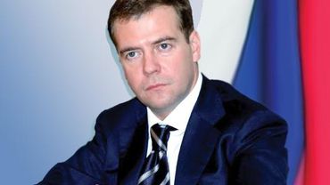 Медведев договорился о создании в Абхазии российской военной базы и пообещал Саакашвили возмездие