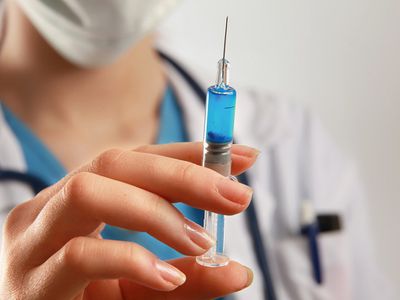 Призывников начали прививать от менингококковой инфекции - Литва и страны Балтии