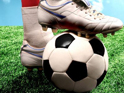 Федерация футбола Украины поддержит армию страны - Культурные и спортивные мероприятия