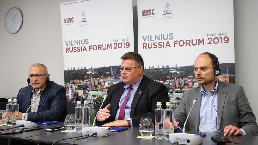 Л. Линкявичюс: «Мы защищаем права русских в России»